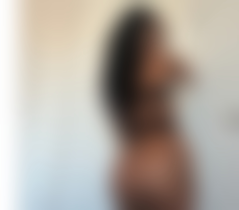 Escorts Barking and Dagenham Barking - Barking and Dagenham - Photos for skinny Brazilian brunette with big ass and curly hair